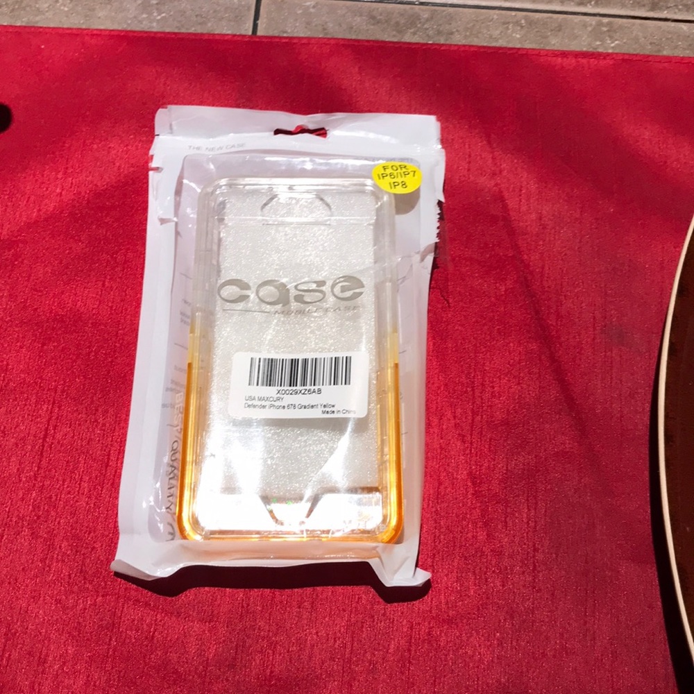 iPhone case - Picture 3 of 3